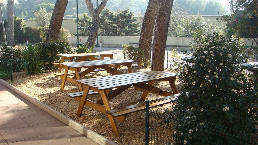 Hotel Parc Azur - Toulon Ollioules Exteriör bild