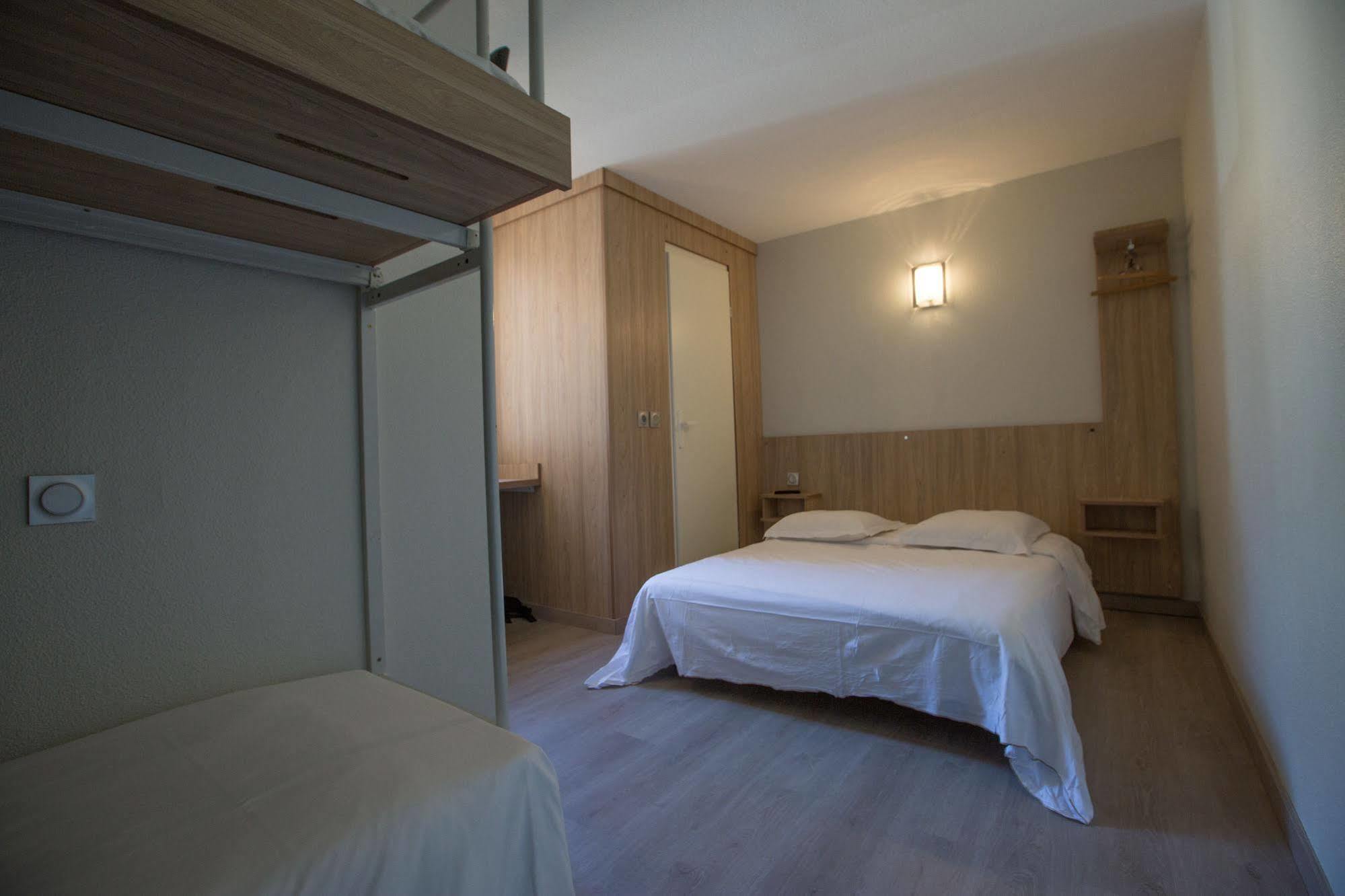 Hotel Parc Azur - Toulon Ollioules Exteriör bild