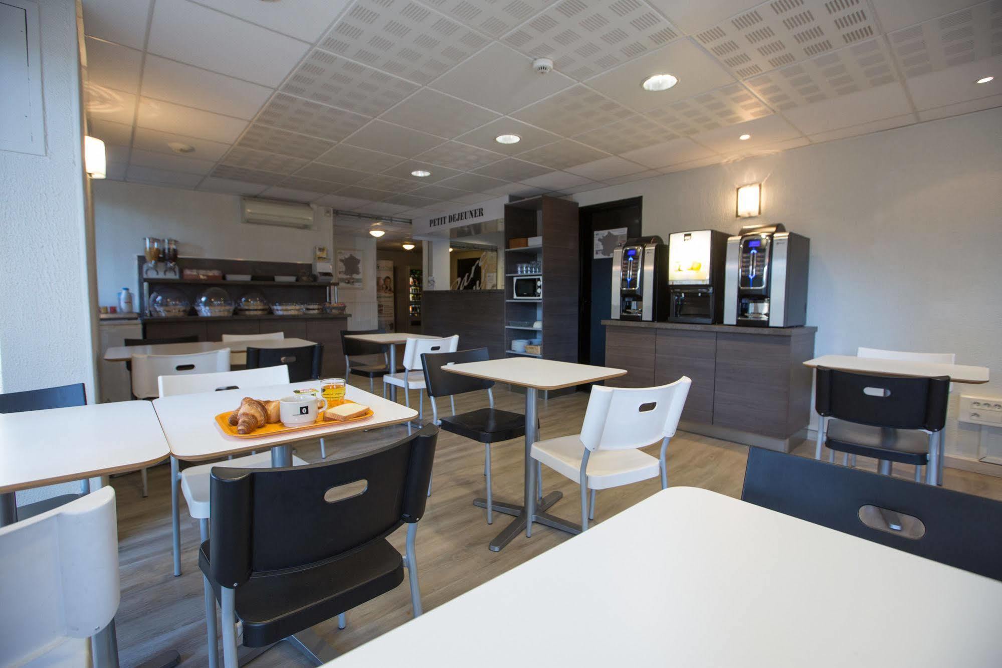 Hotel Parc Azur - Toulon Ollioules Exteriör bild